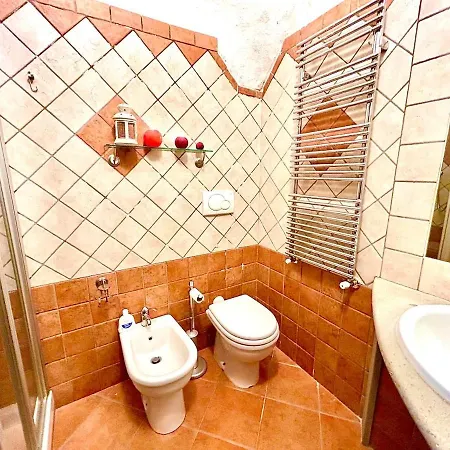 Elegante Tuffo Antico Apartment *